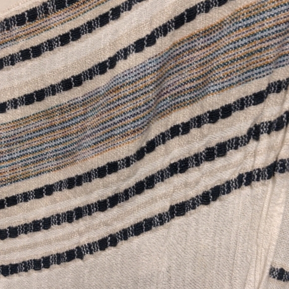 American Eagle Cape - Picture 4 of 5